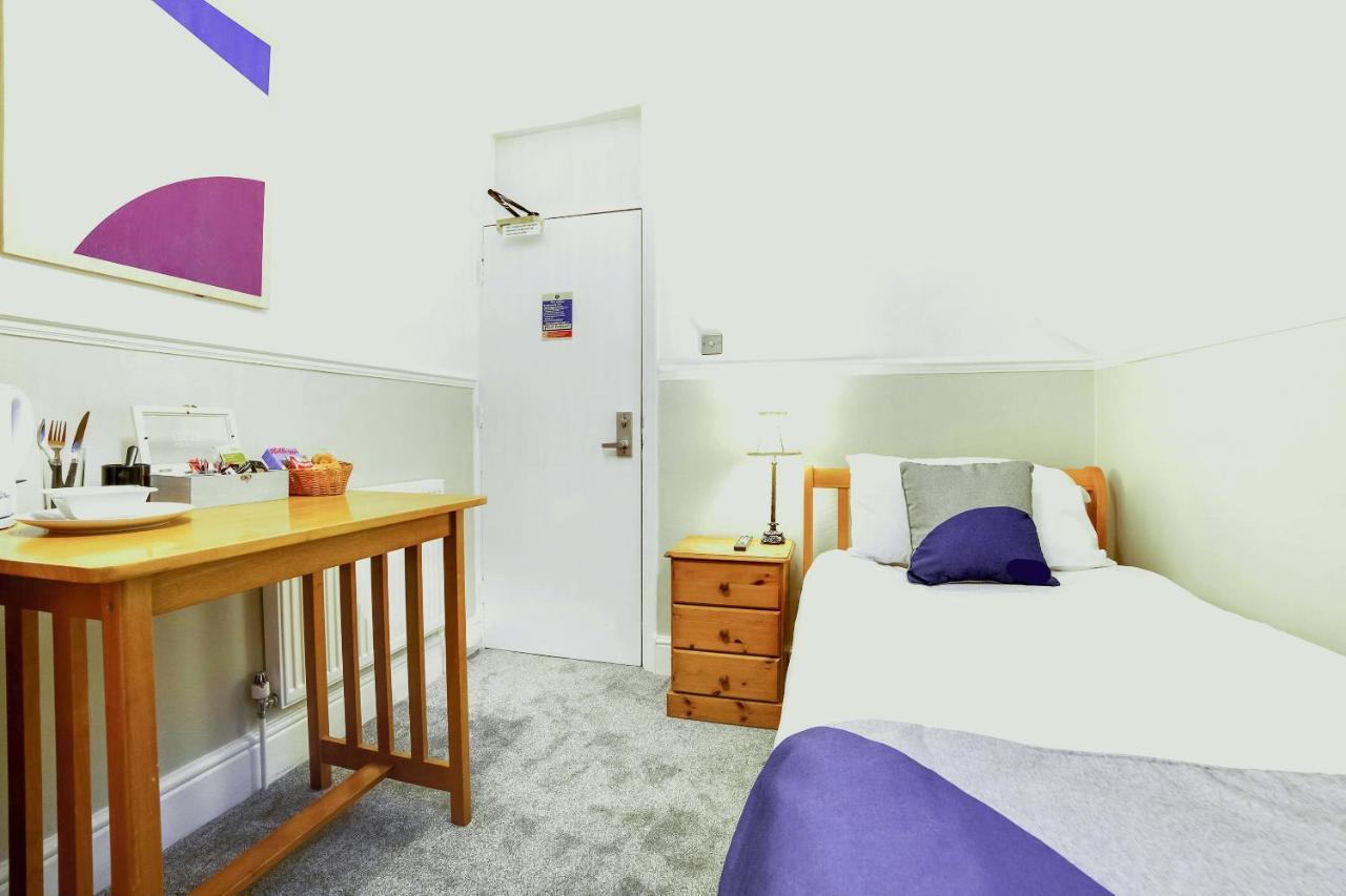 Airport Lodge Farnborough  Quarto foto